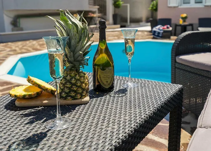 Areloj Semesterbostad Split